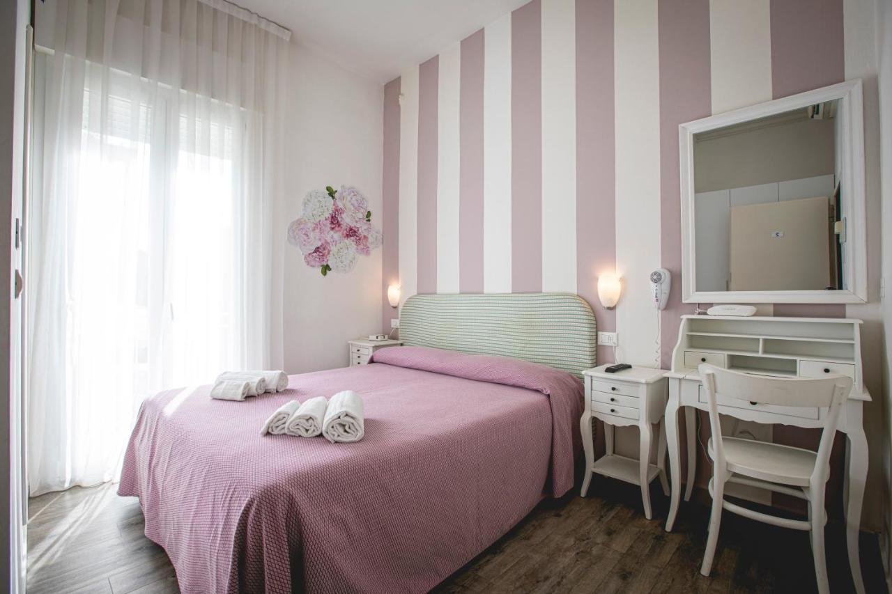Hotel Ronchi Червія Екстер'єр фото